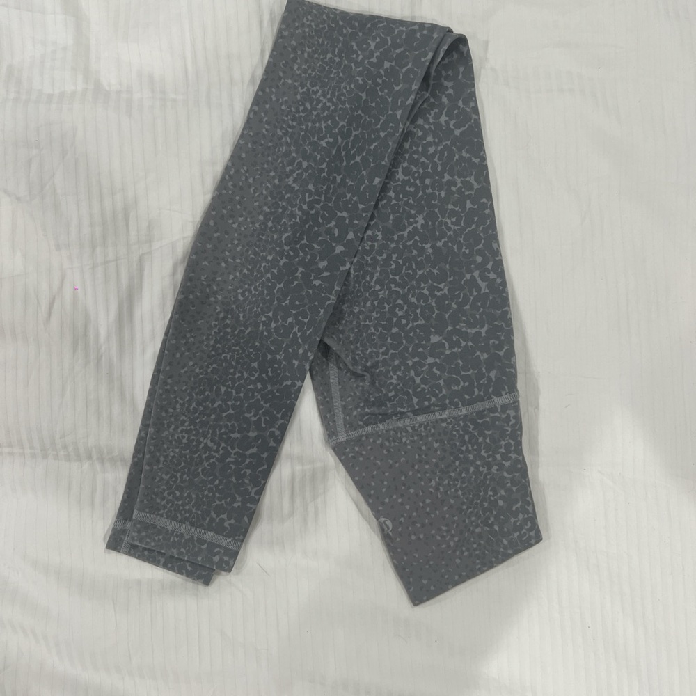 Lululemon Athletica Gray Leggings Slim Fit